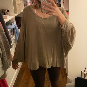 lizard thicket green/grey top